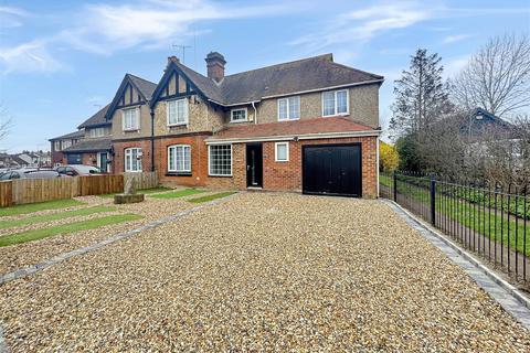 5 bedroom semi-detached house to rent - Mersea Road, Colchester