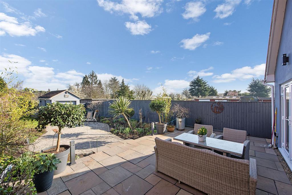 102 Newmarket Road ph05.jpg
