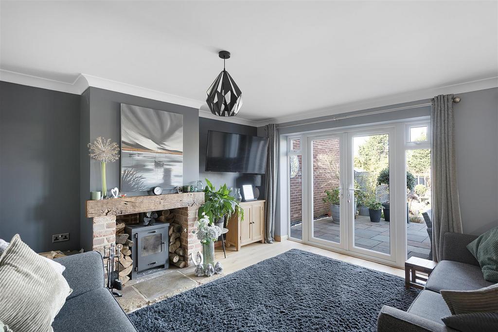 102 Newmarket Road ph29.jpg