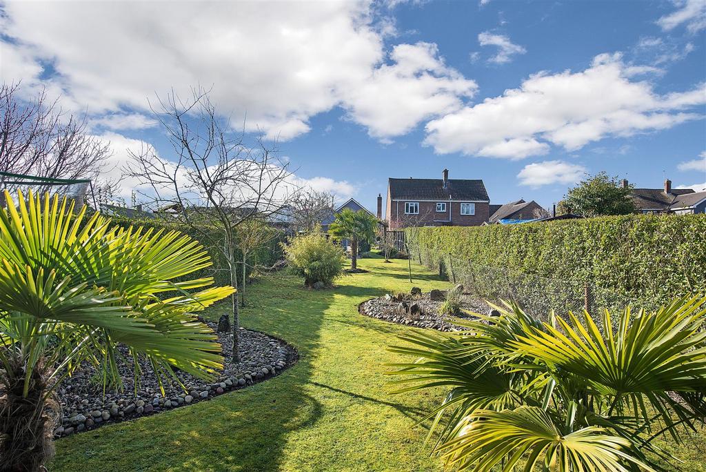 102 Newmarket Road ph14.jpg