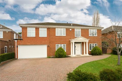 5 bedroom detached house to rent - Drynham Park, Weybridge, Surrey, KT13