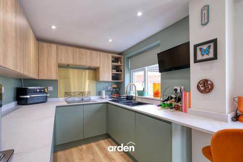 undefined, Easton Grove, Hollywood, B47
