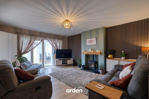 undefined, Easton Grove, Hollywood, B47