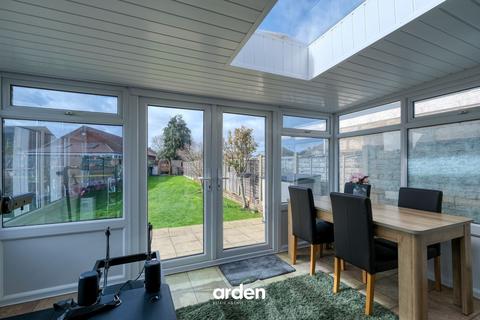 undefined, Easton Grove, Hollywood, B47