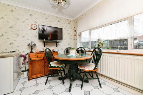 undefined, The Approach, Rayleigh, Essex, SS6