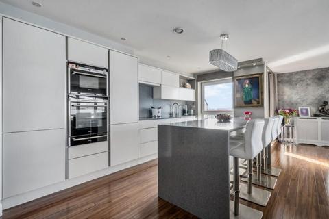 2 bedroom flat to rent - Flat , Gunwharf Quays, Portsmouth
