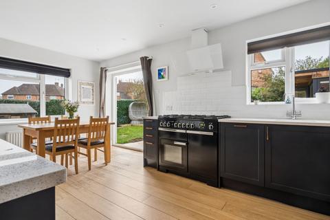 3 bedroom semi-detached house for sale, Pond Close, Amersham, HP7