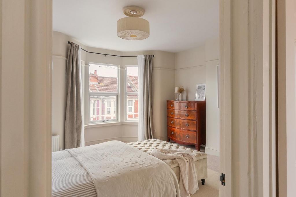 1 G1 PRBN - Bedroom I.jpg