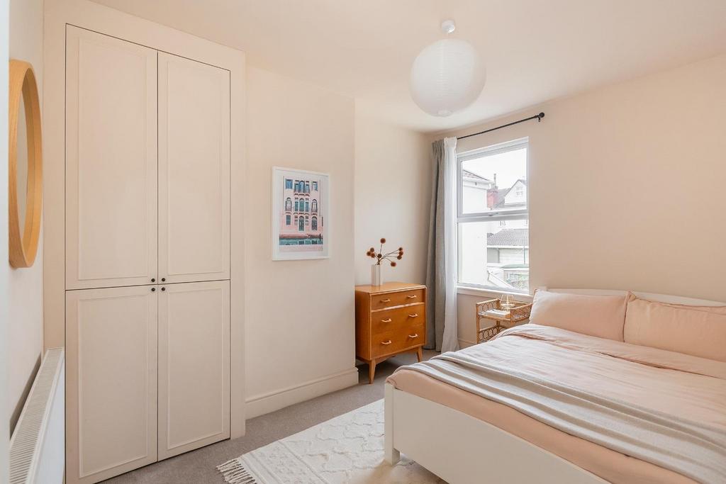 1 G1 PRBN - Bedroom G.jpg