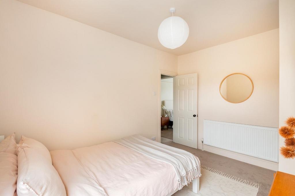 1 G1 PRBN - Bedroom F.jpg