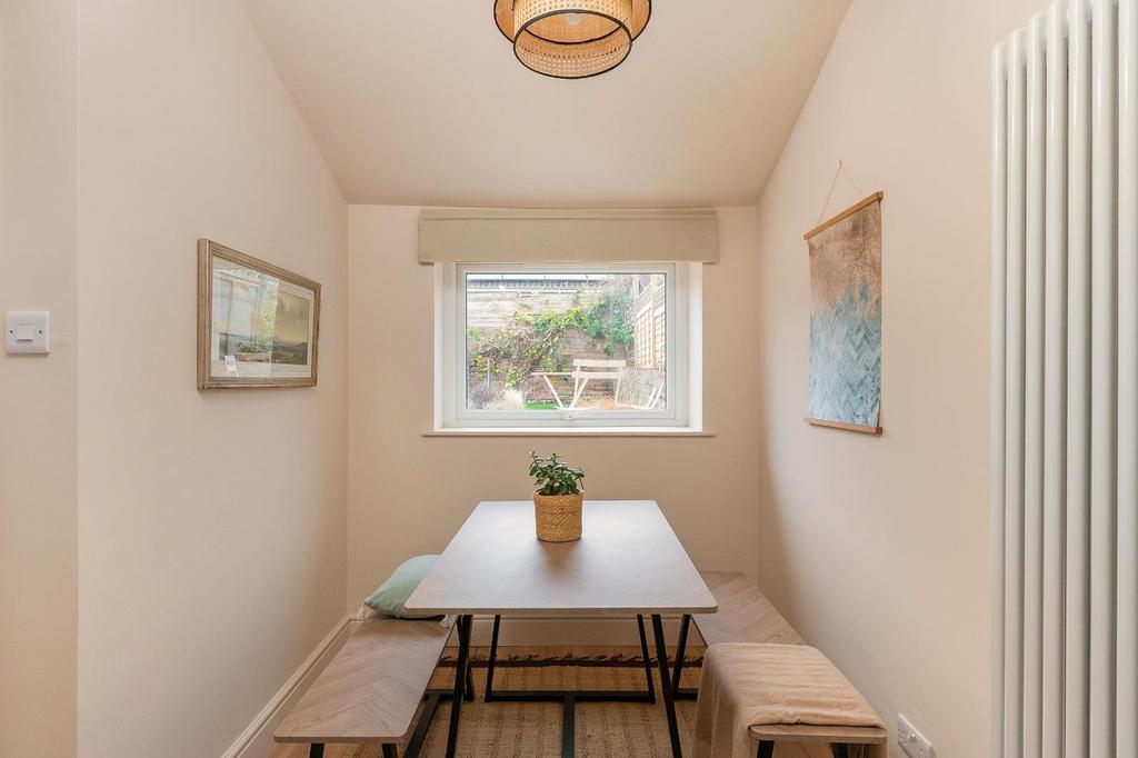 1 G1 PRBN - Kitchen Diner E.jpg