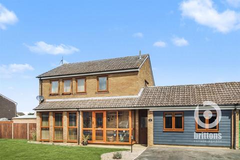Large Family Home with Self-Contained Annex in King's Lynn