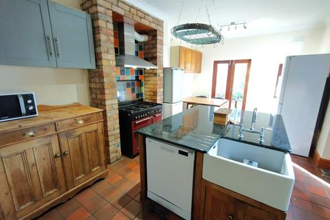 undefined, Queens Road, Nottingham NG9