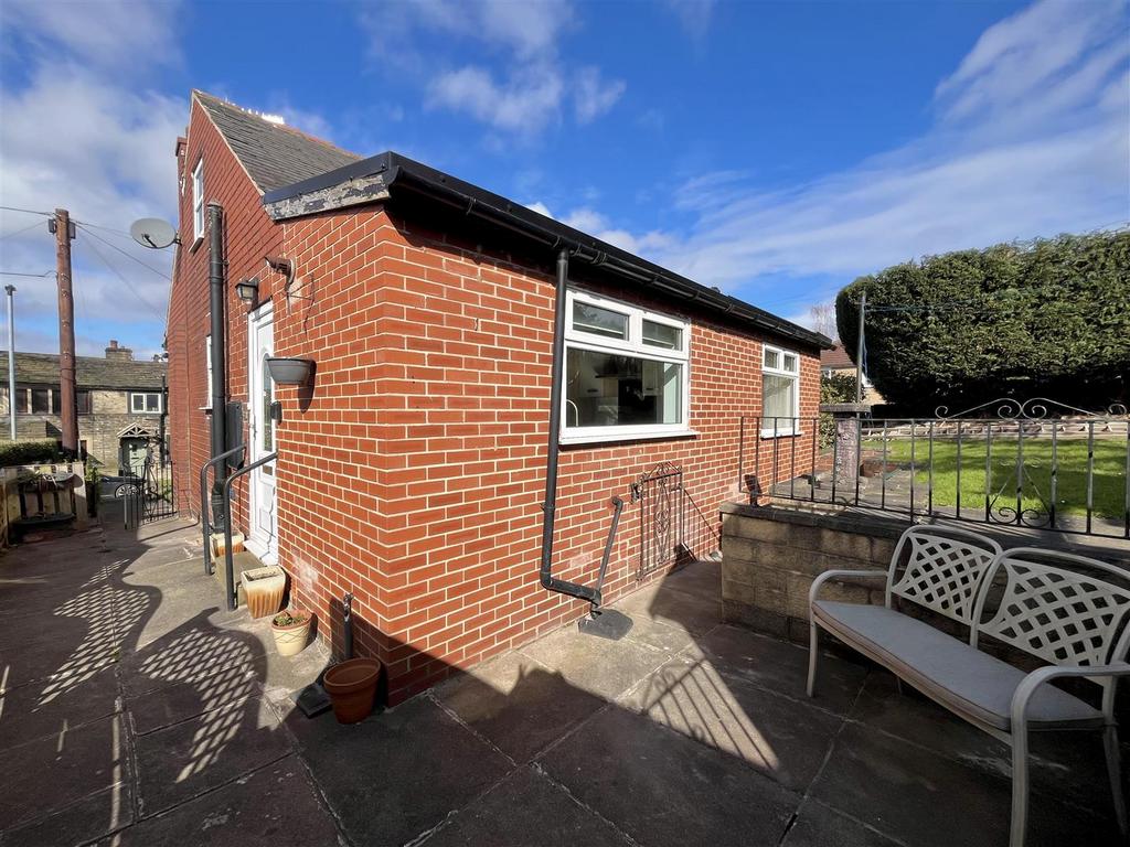 Bramleys Estate Agents - Barcroft Road - Newsome (