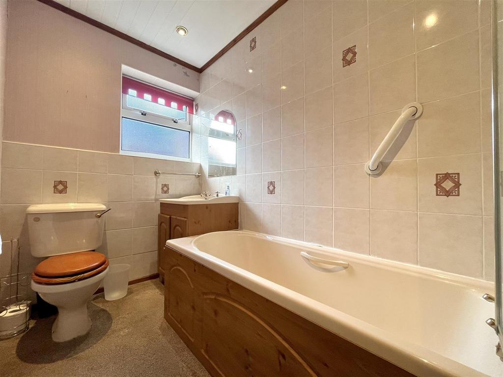 Bramleys Estate Agents - Barcroft Road - Newsome (