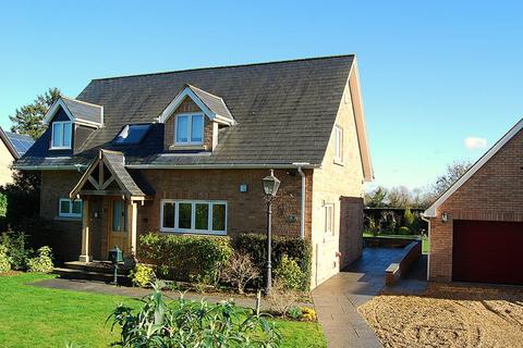 3 bedroom detached house for sale, The Park, St Pegas Road, Peakirk, PE6