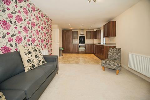undefined, Ffordd James McGhan, Cardiff, CF11