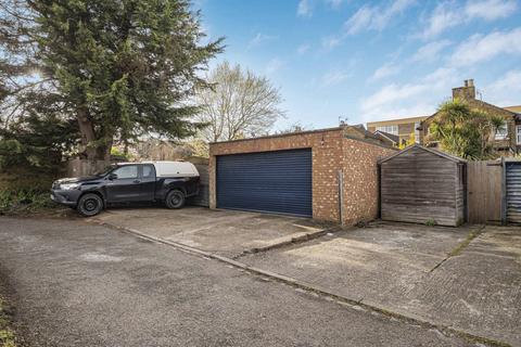 undefined, Edgell Road, Staines-upon-Thames, Surrey, TW18