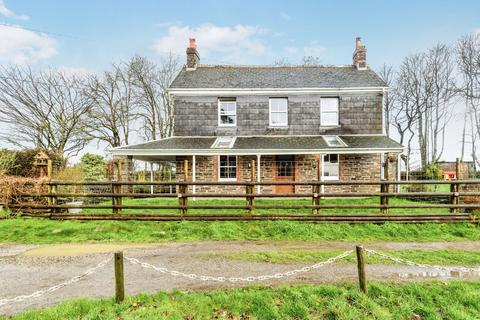 3 bedroom detached house for sale, Yeolmbridge, Launceston, Cornwall, PL15