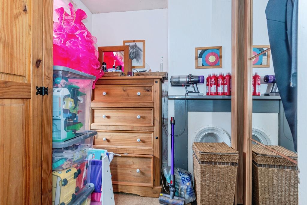 Bedroom 3/Dressing