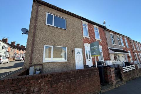 2 bedroom end of terrace house to rent, Crombey Street, Swindon SN1