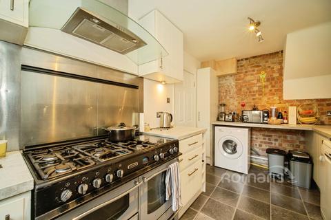 undefined, Valroy Close, Camberley, Surrey, GU15