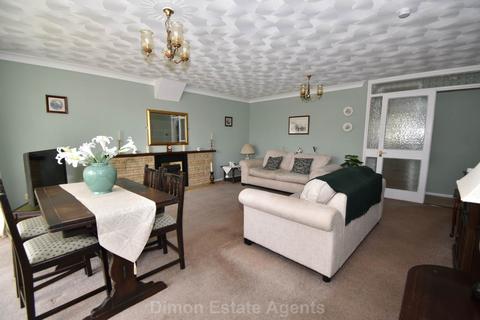 2 bedroom semi-detached bungalow for sale, Gale Moor Avenue, Gosport