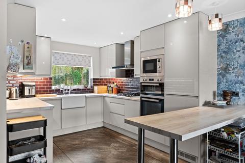 3 bedroom terraced house for sale, Hartscroft , Croydon CR0