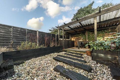 4 bedroom terraced house to rent, Manwood Road, London SE4