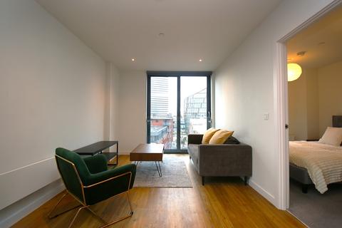 1 bedroom apartment to rent, Mount Yard, Meadowside, Manchester M4