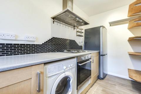 undefined, Town Street, Horsforth, Leeds, West Yorkshire, LS18