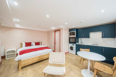 undefined, Saville Road, London W4