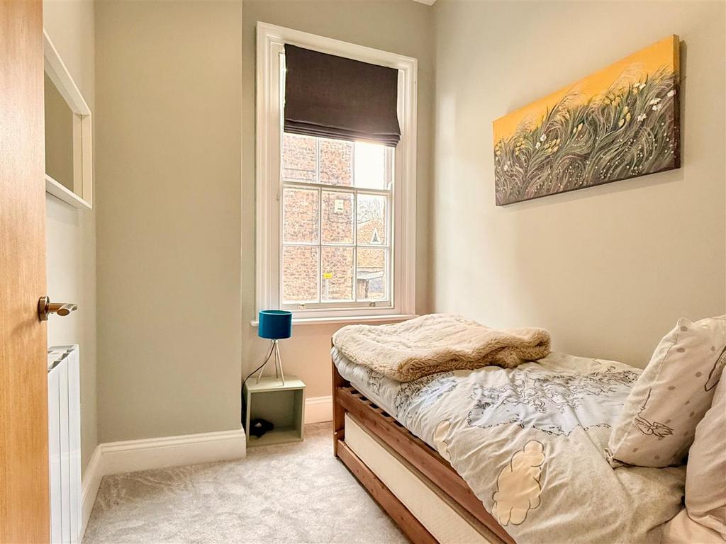 Bedroom 2.jpg