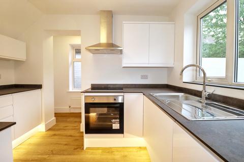 undefined, Ross Road, Twickenham TW2