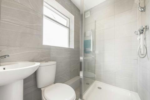 undefined, Percy Road, Hampton TW12