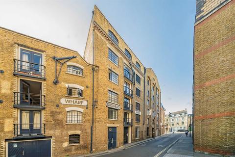 undefined, Shad Thames, London SE1
