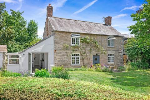 3 bedroom cottage for sale, Blacksmiths Lane, Evesham WR11