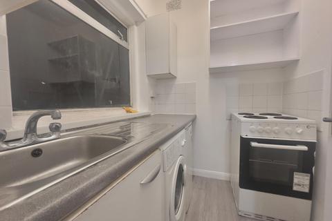 undefined, 62 Edgehill Road, CR4 2HU
