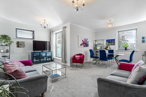 2 bedroom flat for sale, Pittville Circus Road, Cheltenham, GL52