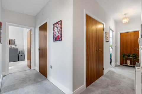 2 bedroom flat for sale, Pittville Circus Road, Cheltenham, GL52