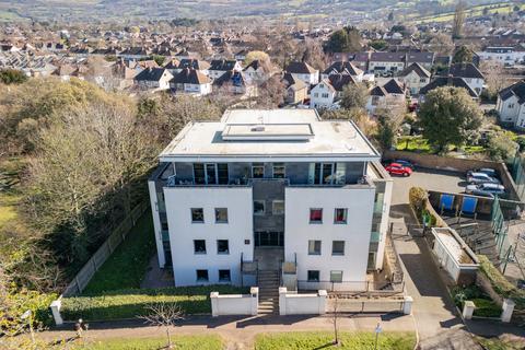 2 bedroom flat for sale, Pittville Circus Road, Cheltenham, GL52