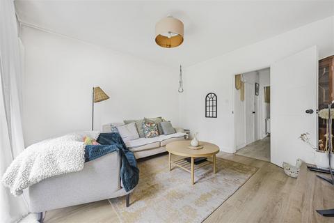 undefined, 16 St. Annes Road, Caversham, Reading