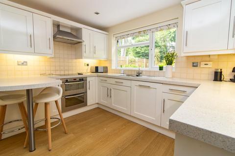 undefined, Newstead Avenue, Bushby, LE7