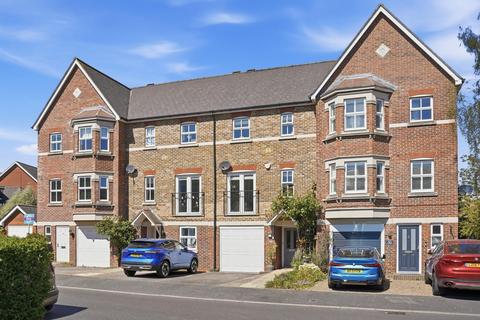 Horton Crescent, Epsom