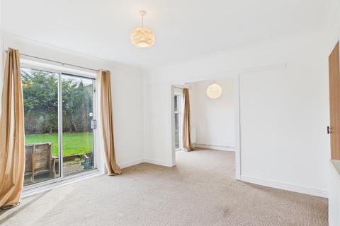 undefined, Kingsway, Leamington Spa