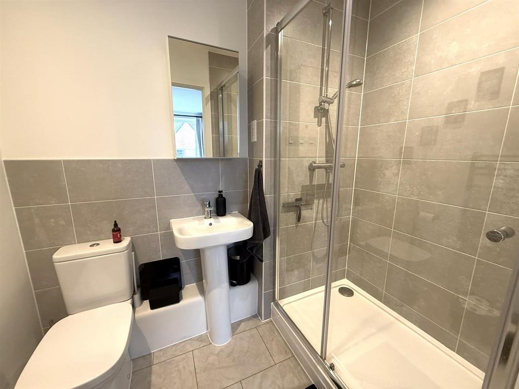 En Suite Shower