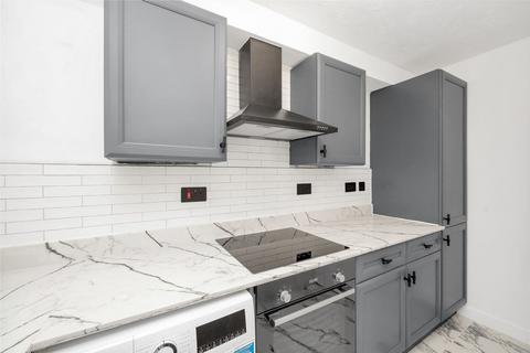 undefined, Leigh Hunt Drive, London, N14