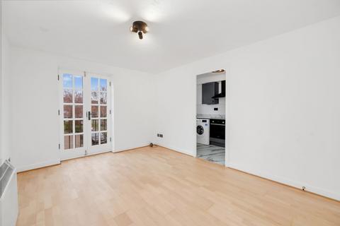 undefined, Leigh Hunt Drive, London, N14