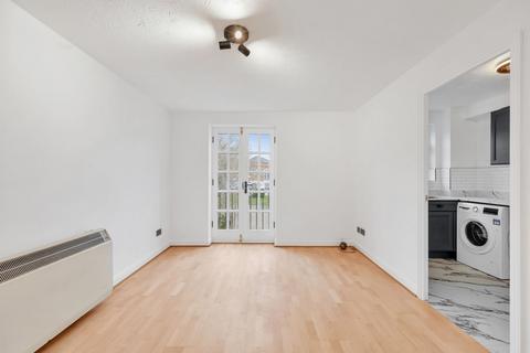 undefined, Leigh Hunt Drive, London, N14