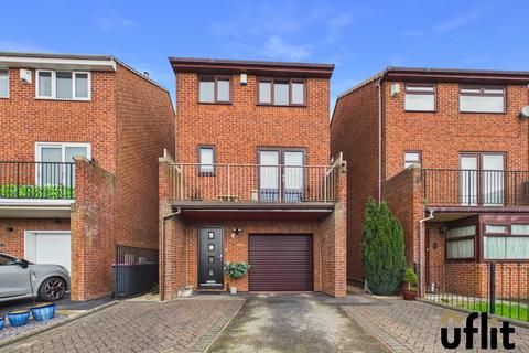3 bedroom detached house for sale - Fernleigh Drive, Rotherham
